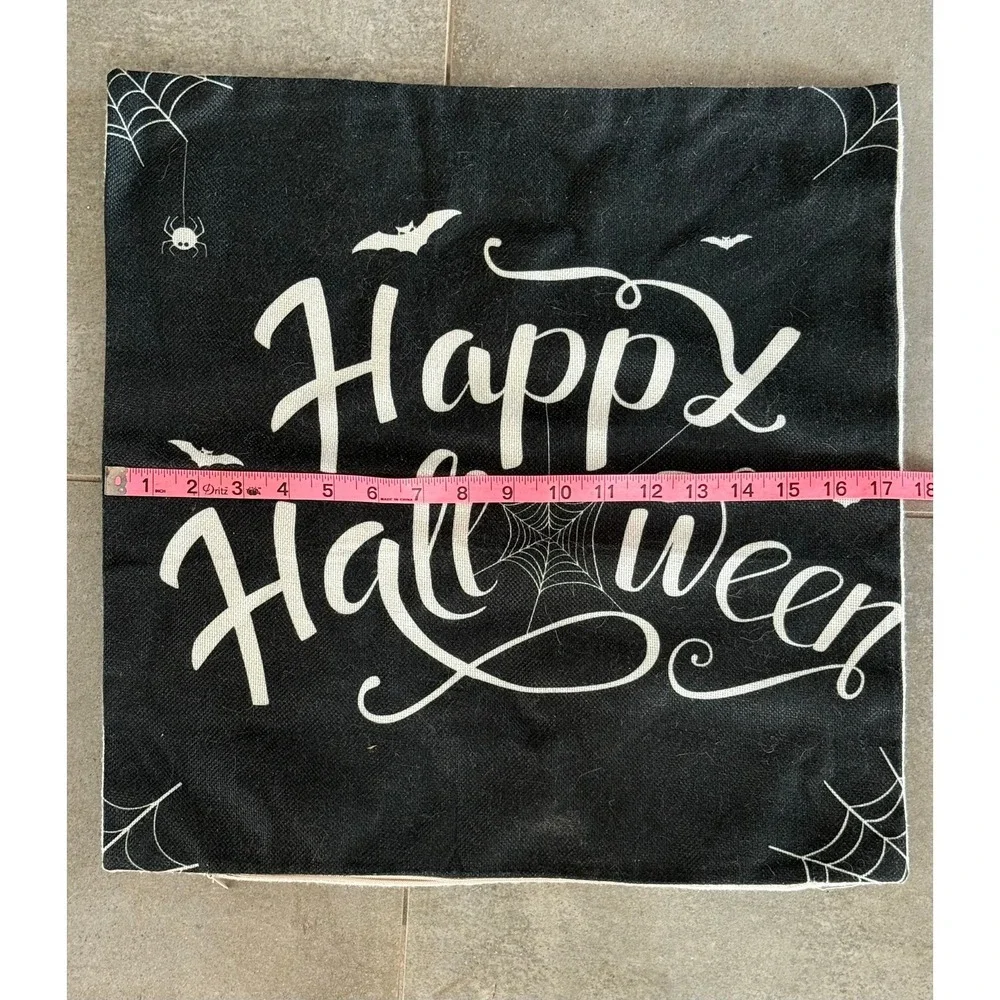 Unbranded Halloween Pillow Covers Set of 2 18x18 Black Cream Excellent Spooky